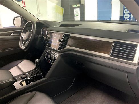 Used 2023 Volkswagen Atlas SE w/ Black Wheel Package AWD/4WD image 14
