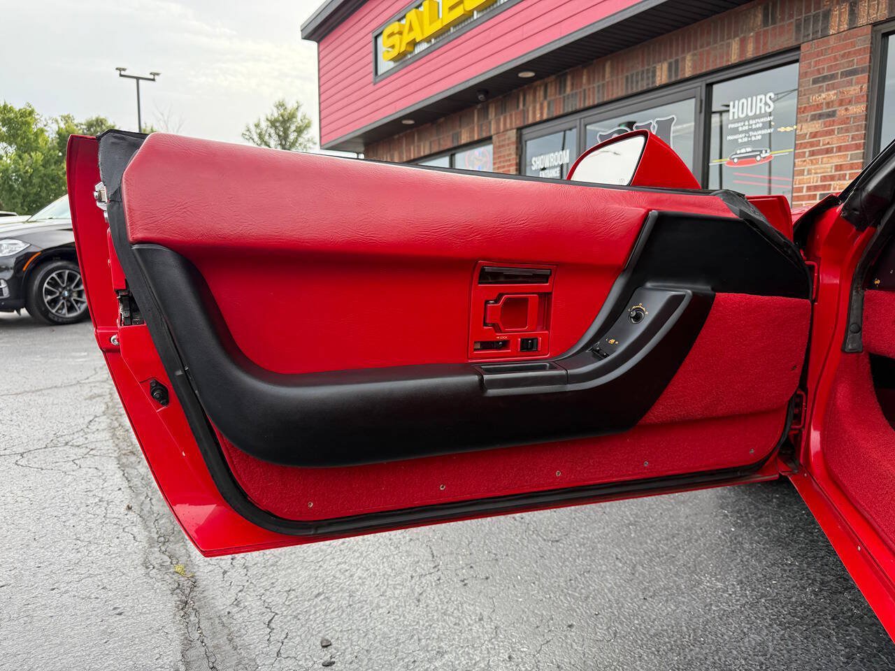 Used 1992 Chevrolet Corvette Coupe RWD image 26