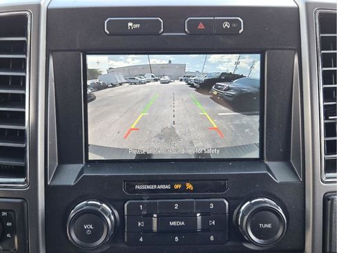 Used 2020 Ford F150 XLT w/ Equipment Group 302A Luxury AWD/4WD image 15