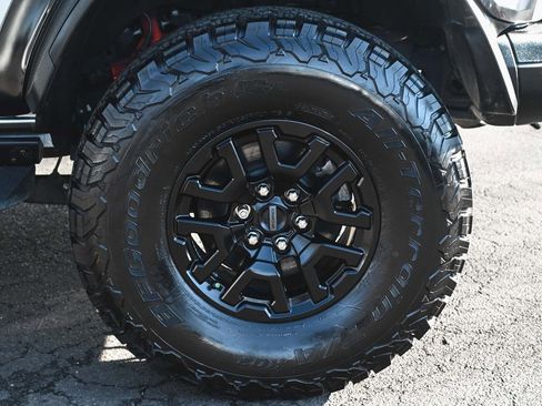 Used 2023 Ford Bronco Raptor image 7