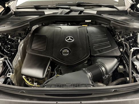 Certified 2025 Mercedes-Benz GLC 350e 4MATIC image 38