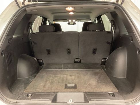 Used 2006 Pontiac Torrent 2WD w/ Preferred Package image 9