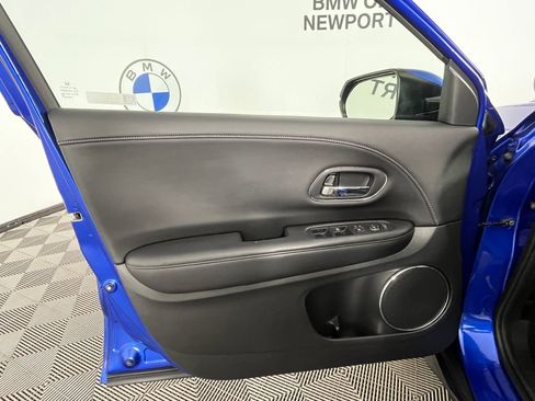 Used 2018 Honda HR-V EX-L image 29