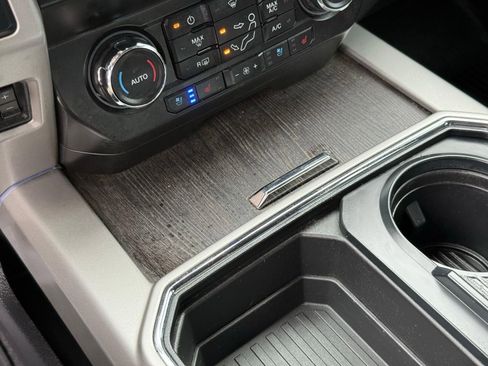 Used 2020 Ford F250 Lariat w/ Lariat Value Package AWD/4WD image 52