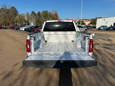 Used 2021 Ford F150 XLT image 24