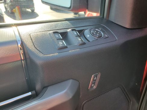 Used 2016 Ford F150 XLT w/ Equipment Group 302A Luxury AWD/4WD image 13