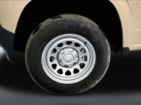 Used 2024 Chevrolet Colorado W/T image 29