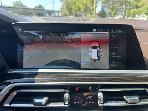 Used 2019 BMW X7 xDrive50i w/ Premium Package AWD/4WD image 26