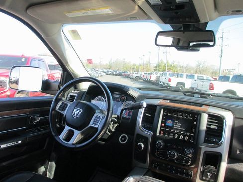 Used 2017 RAM 2500 Laramie w/ Off Road Package image 26