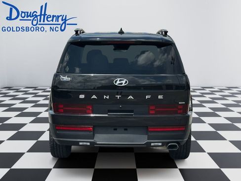 Used 2024 Hyundai Santa Fe SEL AWD/4WD image 4