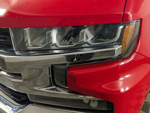 Used 2021 Chevrolet Silverado 1500 LT image 13