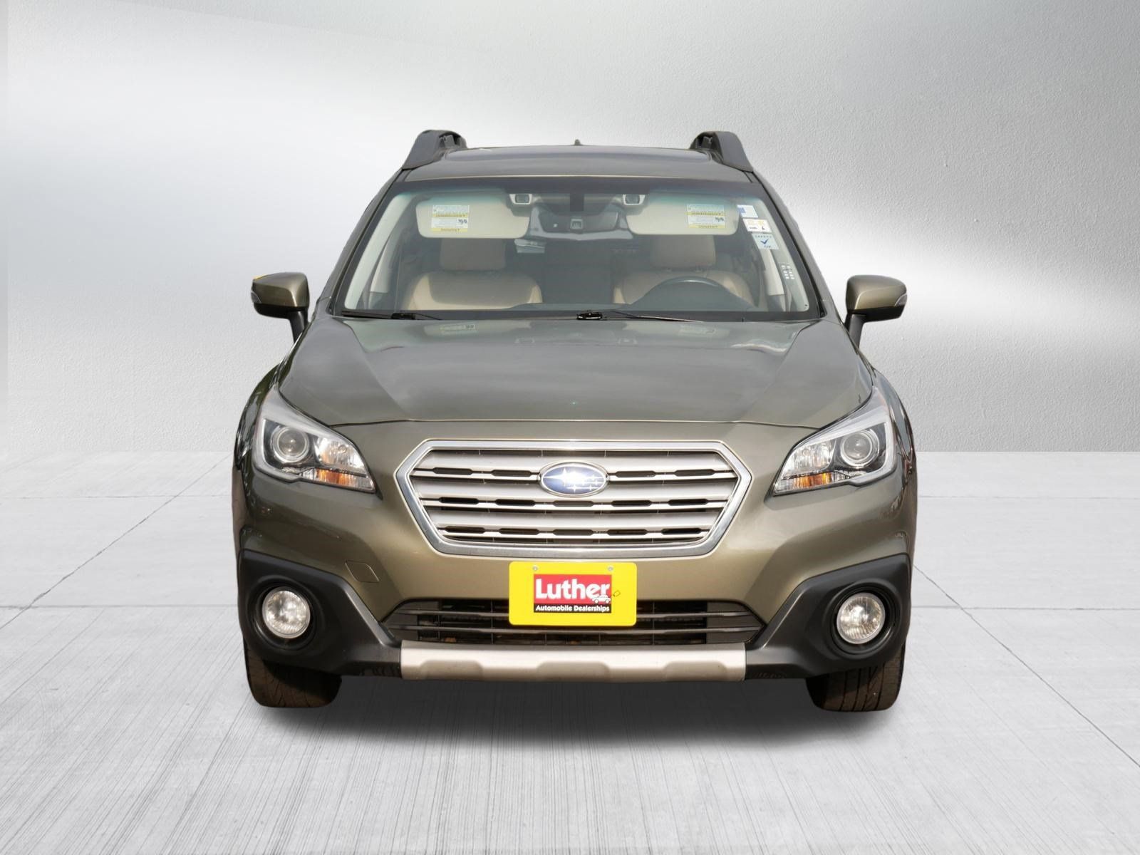 Used 2017 Subaru Outback 2.5i Limited AWD/4WD image 2