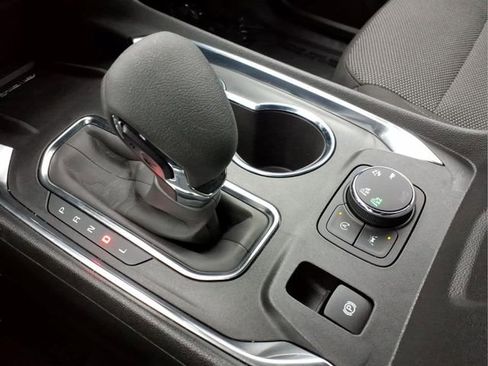 Used 2023 Chevrolet Traverse LT w/ Midnight/Sport Edition AWD/4WD image 24