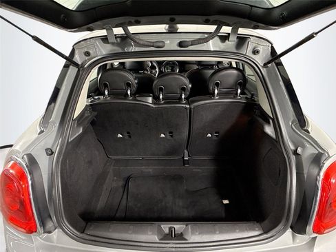 Used 2016 MINI Cooper 4-Door Hardtop image 15