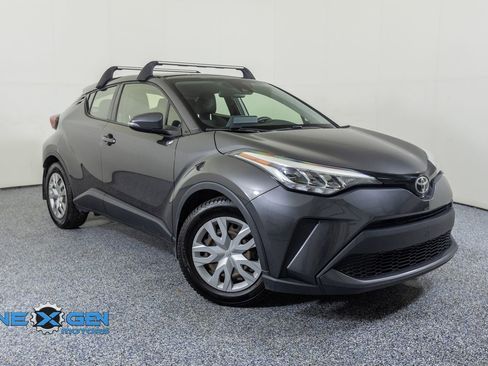 Used 2021 Toyota C-HR LE FWD image 1