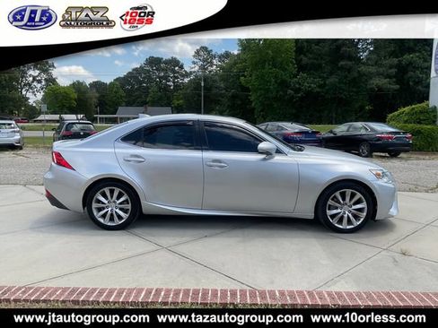 Used 2015 Lexus IS 250 RWD image 8