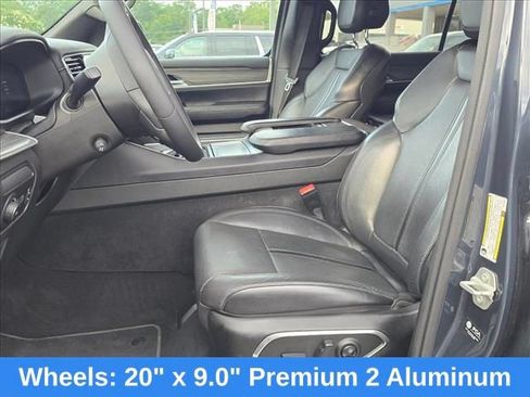 Used 2024 Jeep Wagoneer Series II w/ Flexible Seating Group AWD/4WD image 27