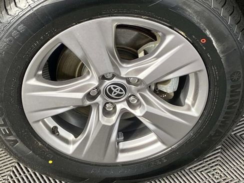 Used 2023 Toyota RAV4 XLE w/ Convenience Package AWD/4WD image 29