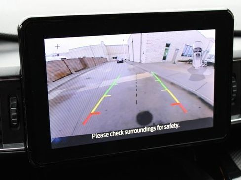 Used 2022 Ford Explorer ST image 9