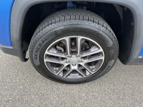 Used 2020 Jeep Compass Latitude AWD/4WD image 13