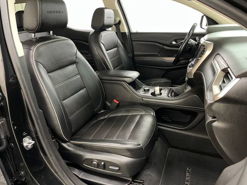 Used 2023 GMC Acadia Denali FWD image 42