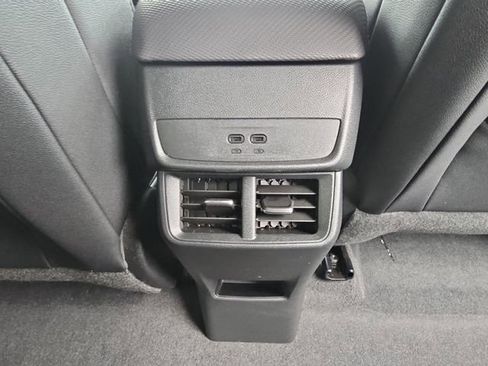 New 2026 Chevrolet Equinox LT w/ Convenience Package II image 22