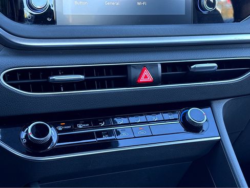 Used 2022 Hyundai Sonata SE image 8