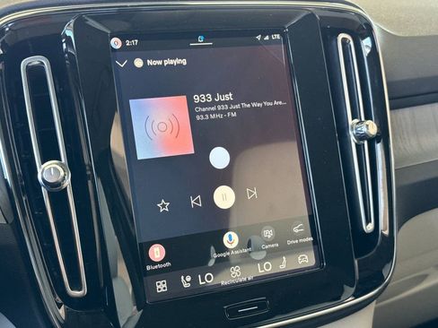 New 2026 Volvo XC40 B5 Plus w/ Protection Package Premier image 17