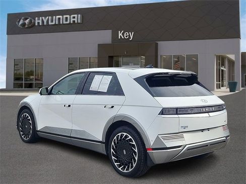 Certified 2023 Hyundai Ioniq 5 Limited w/ Cargo Package image 4