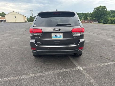 Used 2017 Jeep Grand Cherokee Limited w/ Luxury Group II AWD/4WD image 6