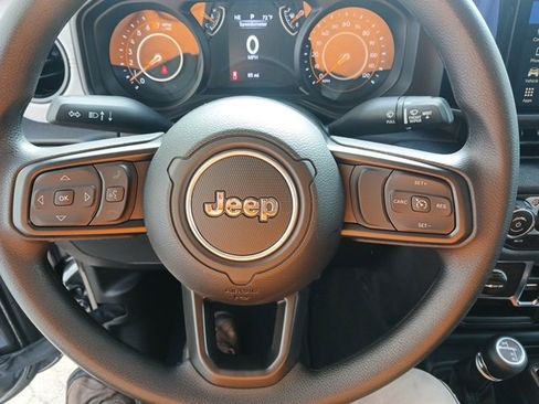 New 2025 Jeep Gladiator Sport image 51