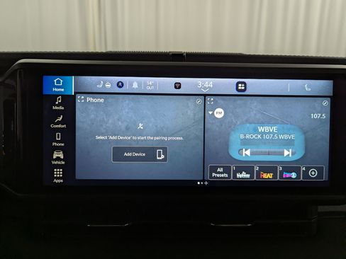 Used 2024 Jeep Wrangler Unlimited Sahara image 18