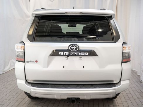 Used 2021 Toyota 4Runner TRD Off-Road image 5