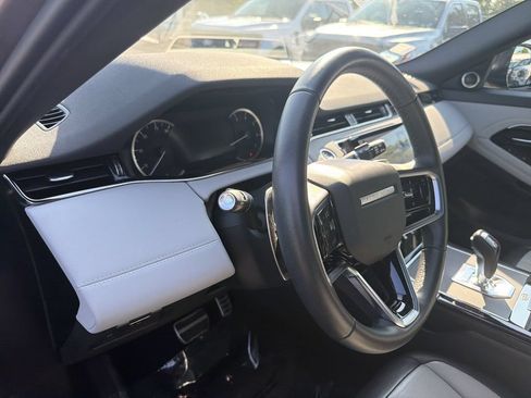 Used 2023 Land Rover Range Rover Evoque R-Dynamic SE AWD/4WD image 20
