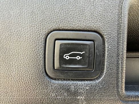 Used 2019 GMC Terrain SLE w/ Driver Convenience Package AWD/4WD image 33