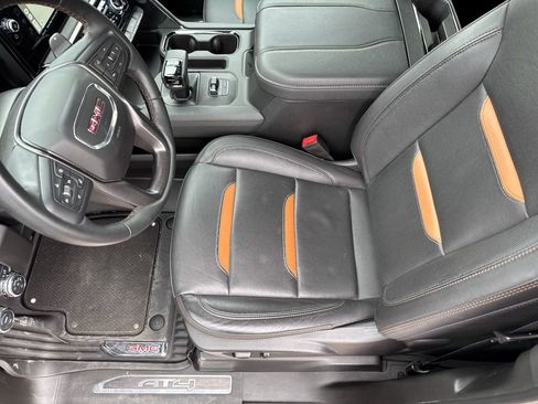 Used 2024 GMC Sierra 1500 AT4 w/ Technology Package AWD/4WD image 24
