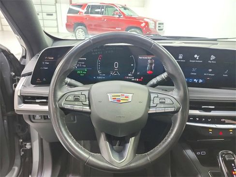 Used 2024 Cadillac XT4 Premium Luxury image 22