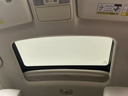 Used 2012 Honda CR-V EX-L image 32