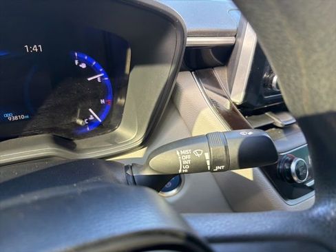 Used 2020 Toyota Corolla LE image 36