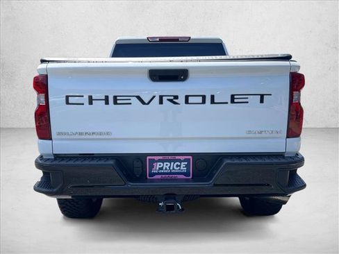 Used 2025 Chevrolet Silverado 2500 Custom AWD/4WD image 6