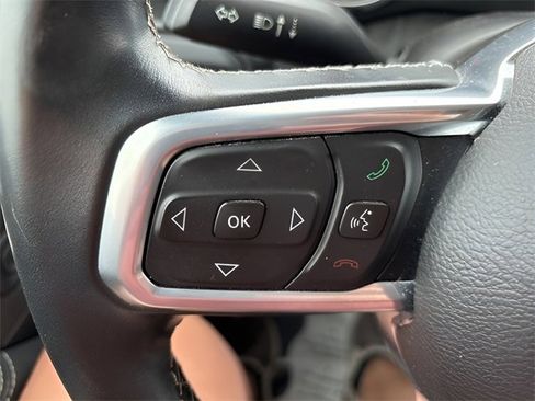 Used 2021 Jeep Wrangler Unlimited Sahara w/ Uconnect 4C Nav & Sound Group image 10