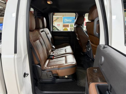 Used 2015 Ford F250 Platinum w/ FX4 Off-Road Package AWD/4WD image 18