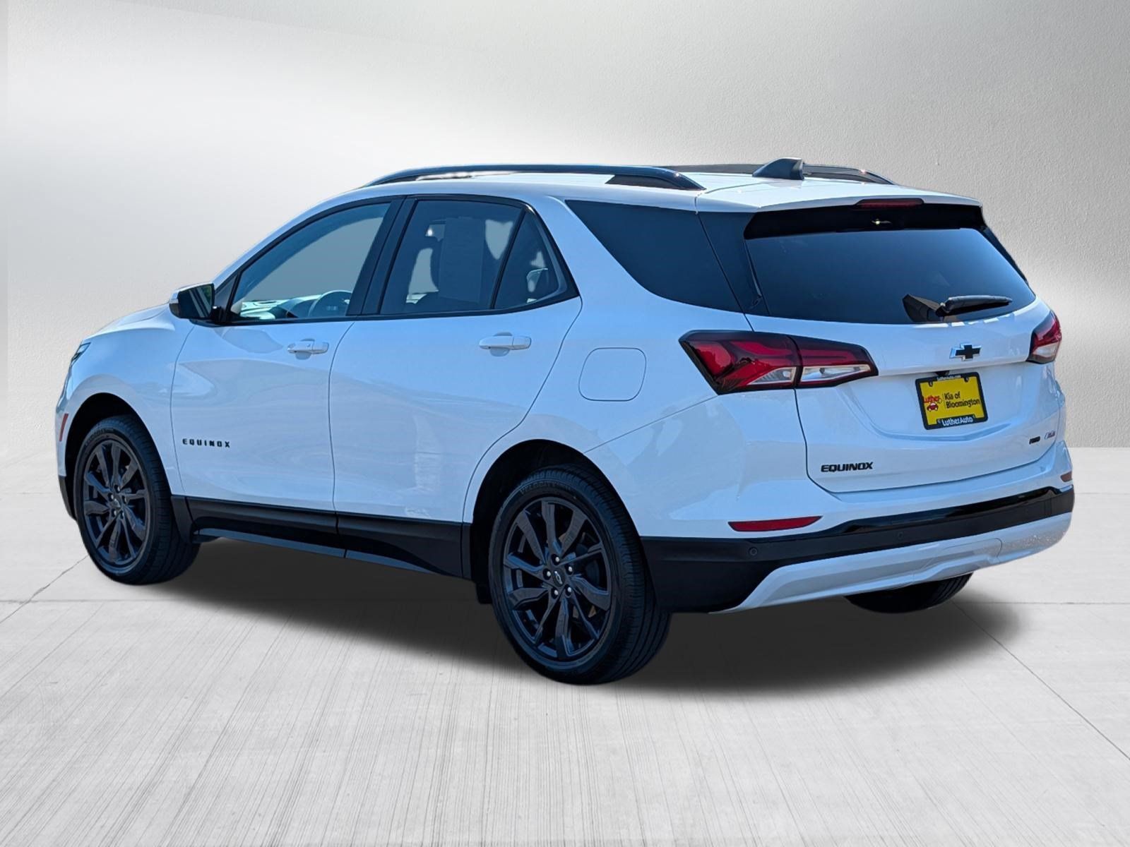 Used 2024 Chevrolet Equinox RS w/ RS Leather Package AWD/4WD image 5
