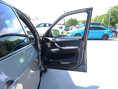 Used 2011 BMW X5 xDrive50i AWD/4WD image 34