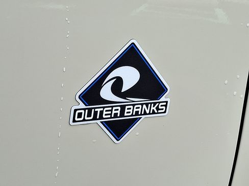 Used 2025 Ford Bronco Sport Outer Banks w/ Outer Banks Tech Package+ image 30