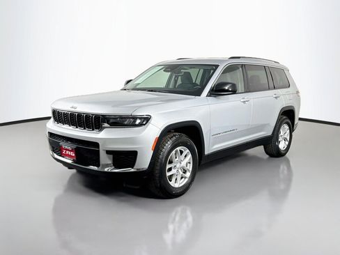 Used 2021 Jeep Grand Cherokee L Laredo w/ Luxury Tech Group I AWD/4WD image 1