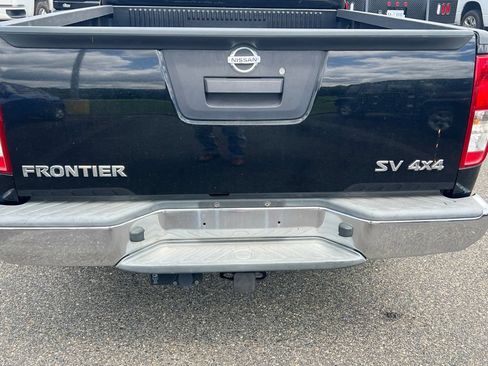 Used 2014 Nissan Frontier SV AWD/4WD image 6