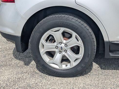 Used 2014 Ford Edge SE w/ Equipment Group 101A FWD image 11