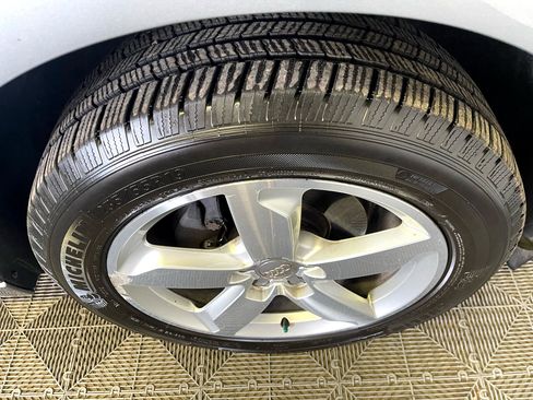 Used 2011 Audi Q5 2.0T Premium Plus image 11