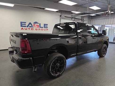 New 2026 RAM 2500 Big Horn AWD/4WD image 12